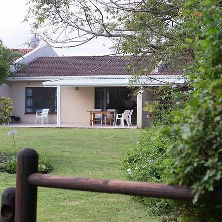 Sole'S Leap Villa Scottburgh Bagian luar foto